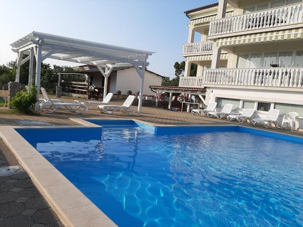 Apartments Gorancica Malinska Esterno foto