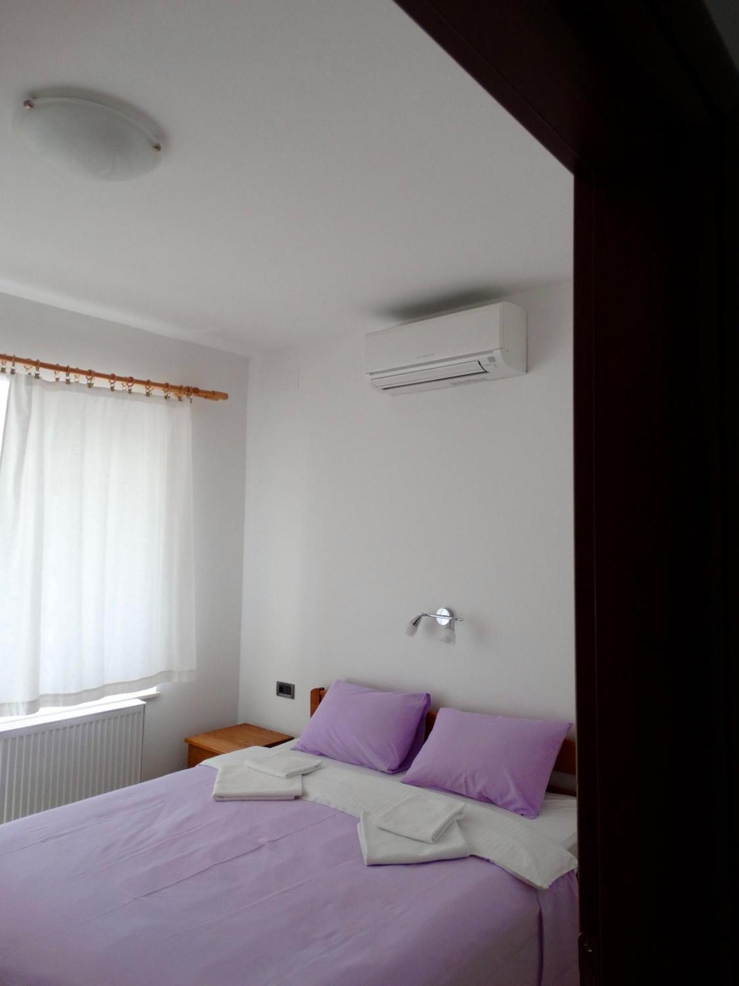 Apartments Gorancica Malinska Esterno foto