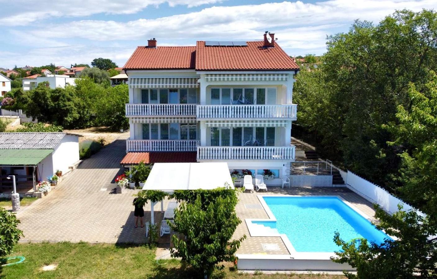 Apartments Gorancica Malinska Esterno foto