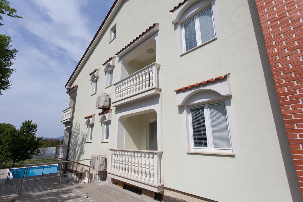 Apartments Gorancica Malinska Esterno foto