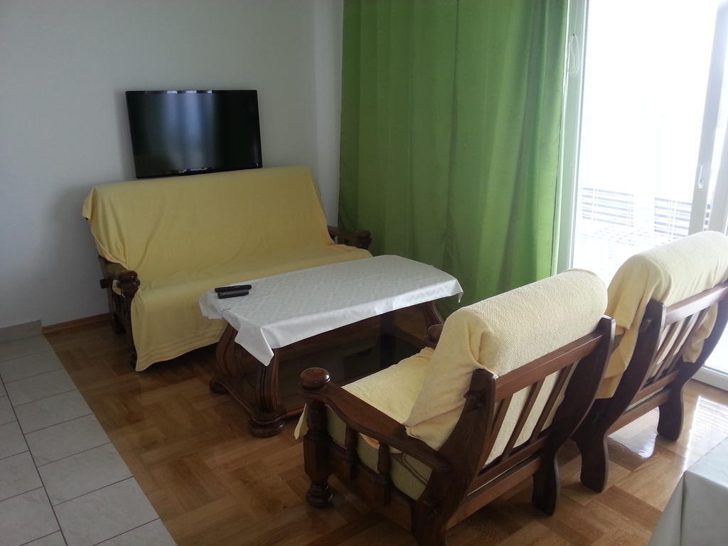 Apartments Gorancica Malinska Esterno foto